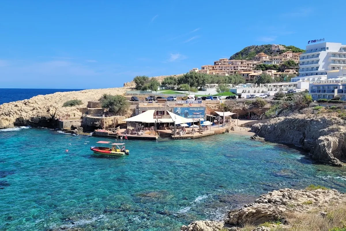 CALA LLITERAS