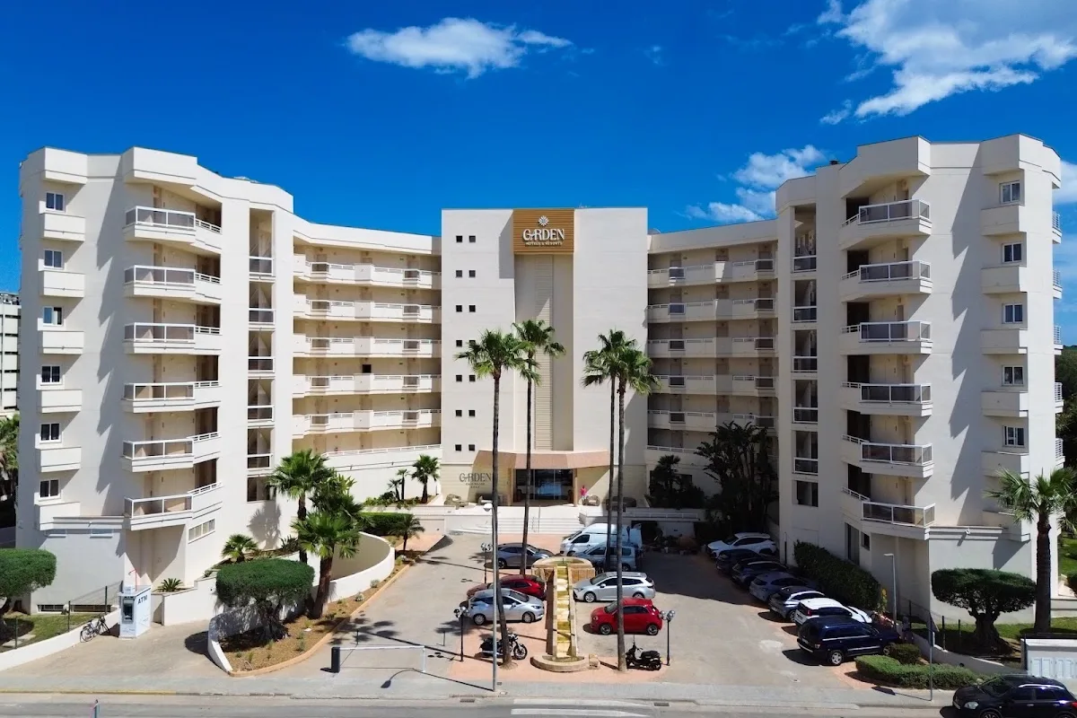 CALA MILLOR GARDEN