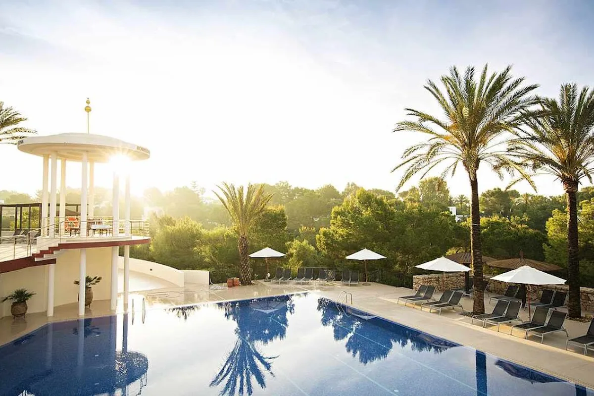 ROBINSON CLUB CALA SERENA