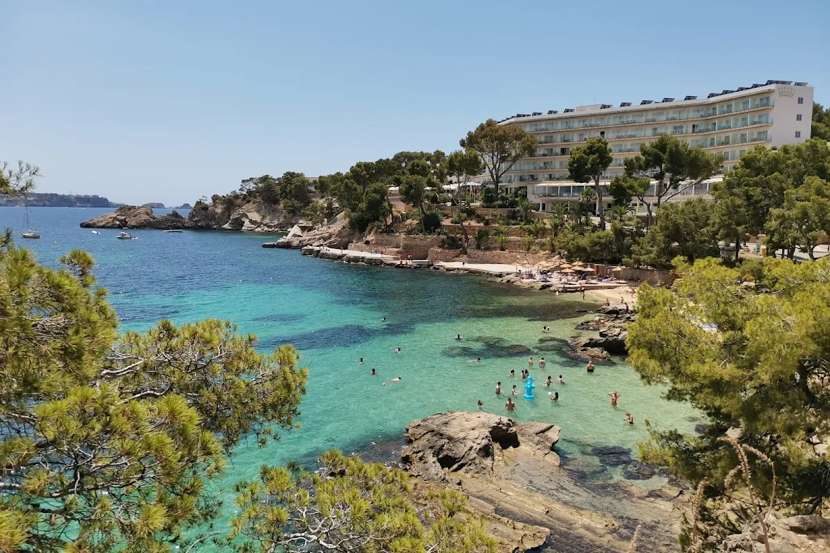 CALA FORNELLS