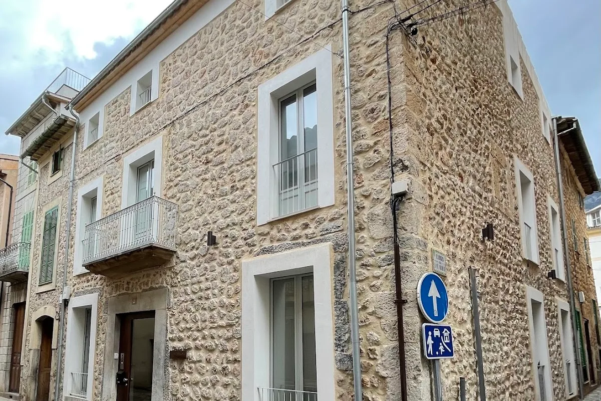 MEEM TOWNHOUSE