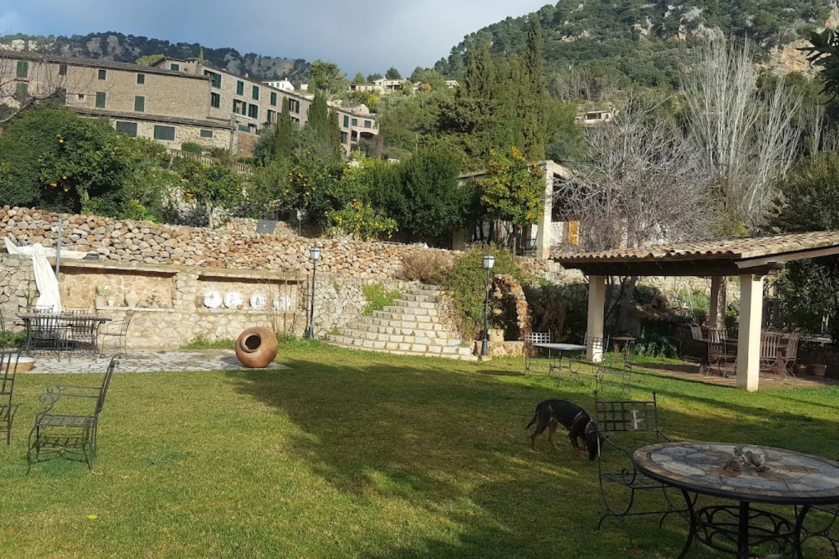 SA VALL VALLDEMOSSA