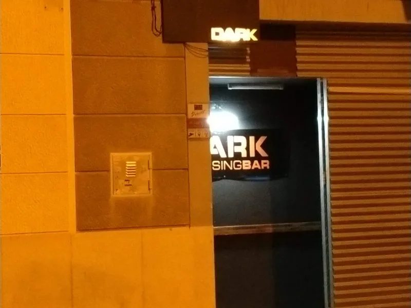DARK foto 1