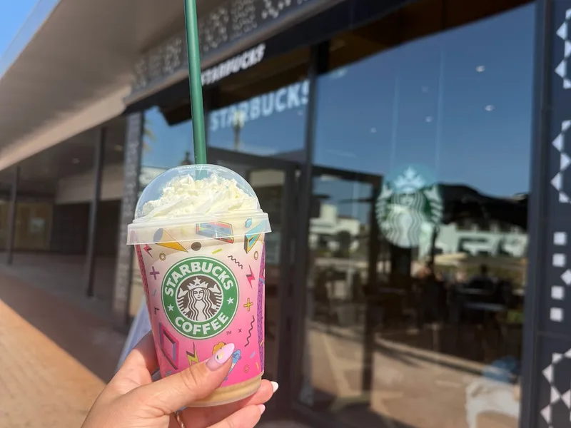 STARBUCKS foto 2