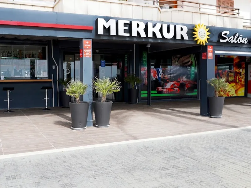 MERKUR SALON DE JUEGOS foto 2