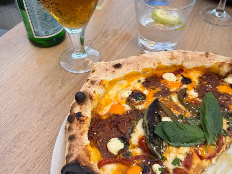 ´´L´ARTISTA´´ PIZZERIA NAPOLETANA foto 2