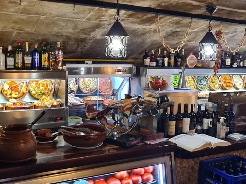 LA CUEVA foto 1