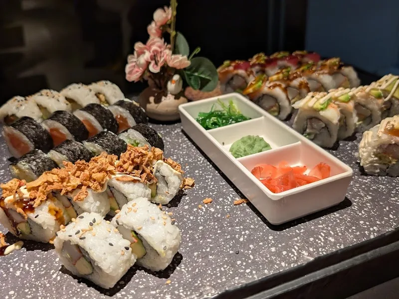 SUSHI ONE CAFETERIA foto 2