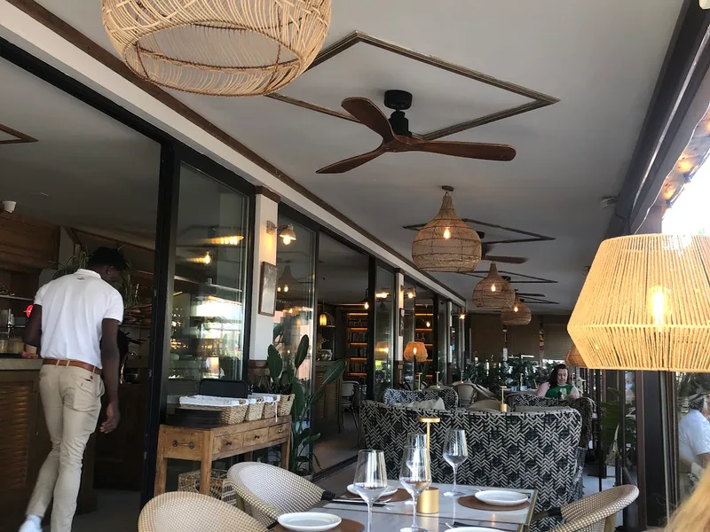 LEVITA CAFE foto 4