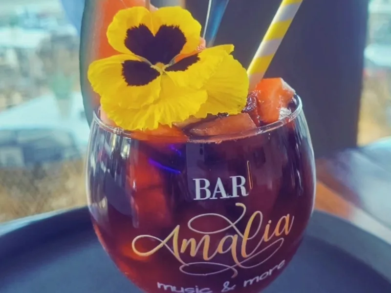 BAR AMALIA MUSIC & MORE foto 1