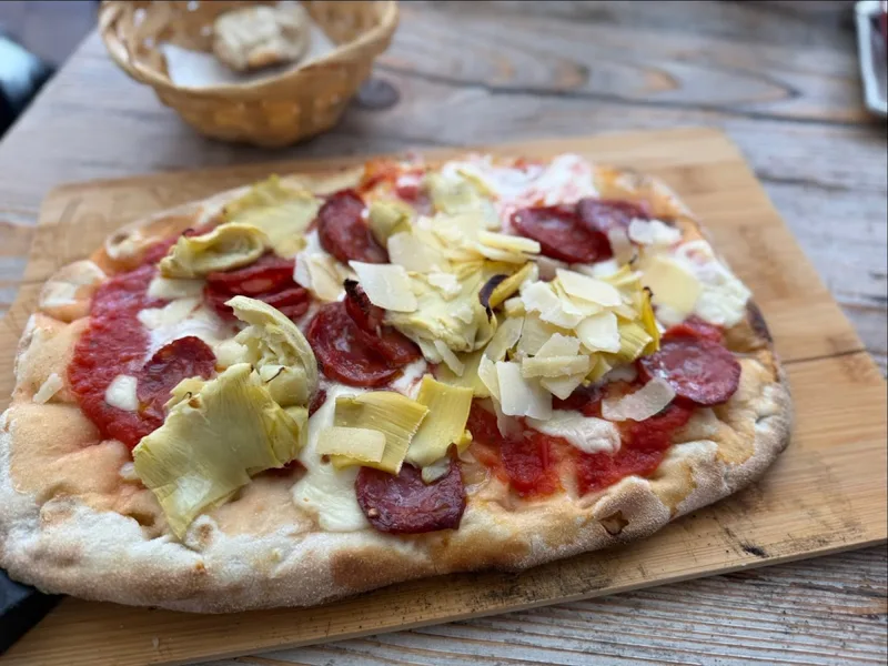 PIZZA Y MÁS foto 1