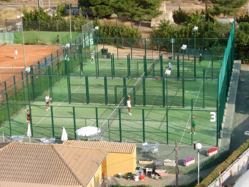 TENIS ESPORT CENTRE SON RIGO foto 2