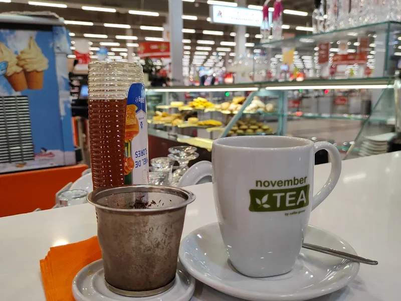 CAFETERIA FORNARIS foto 1