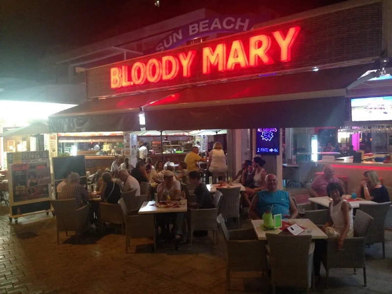 BLOODY MARY foto 3