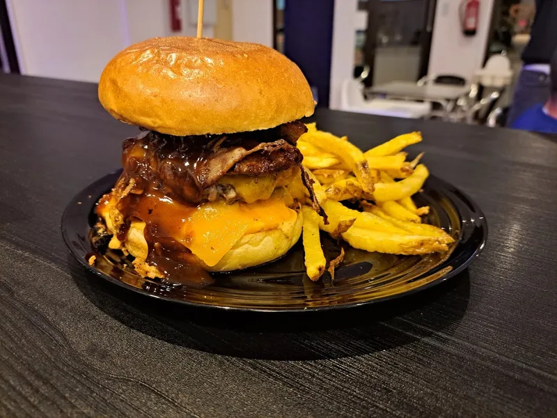 HAMBURGUESERIA CARLETTO foto 1