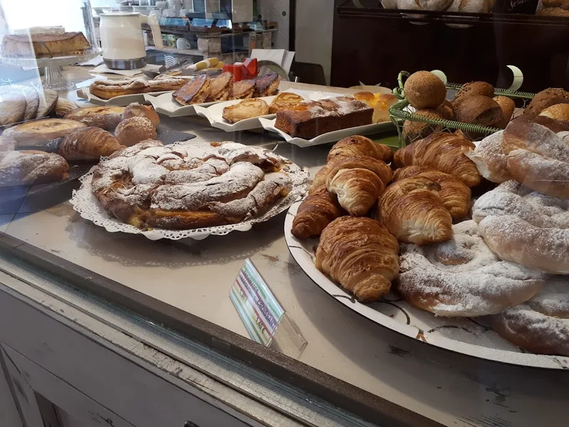 XESQUET PASTISSERIA foto 1