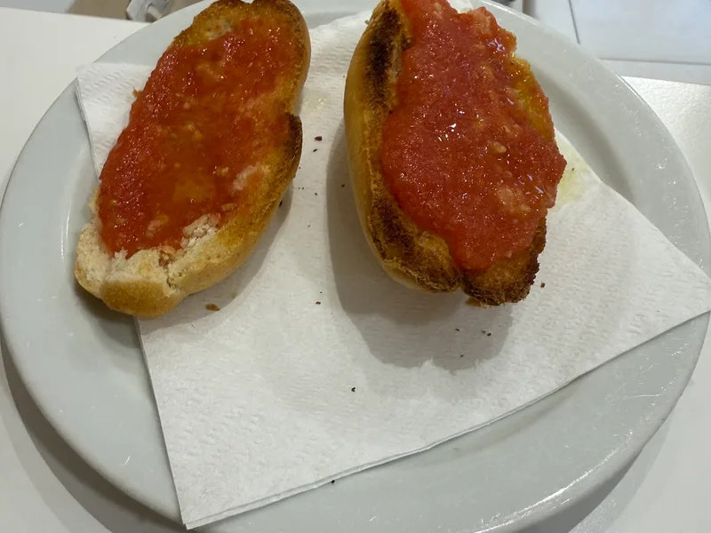 PANADERIA FORNARIS foto 3