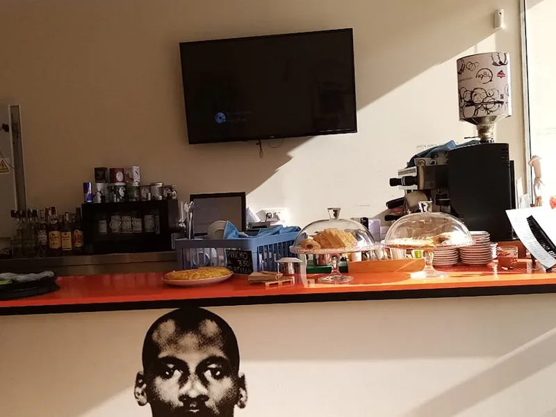 MANIACS CAFE foto 3