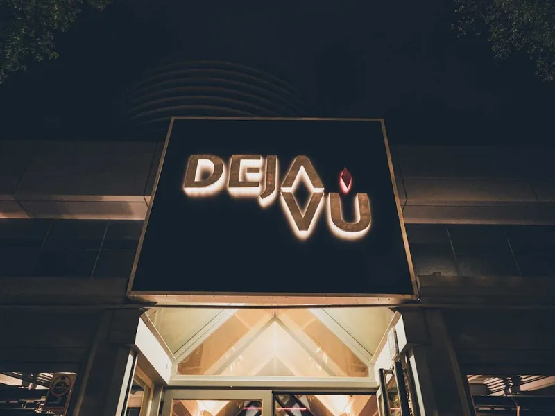 DEJA VU foto 1