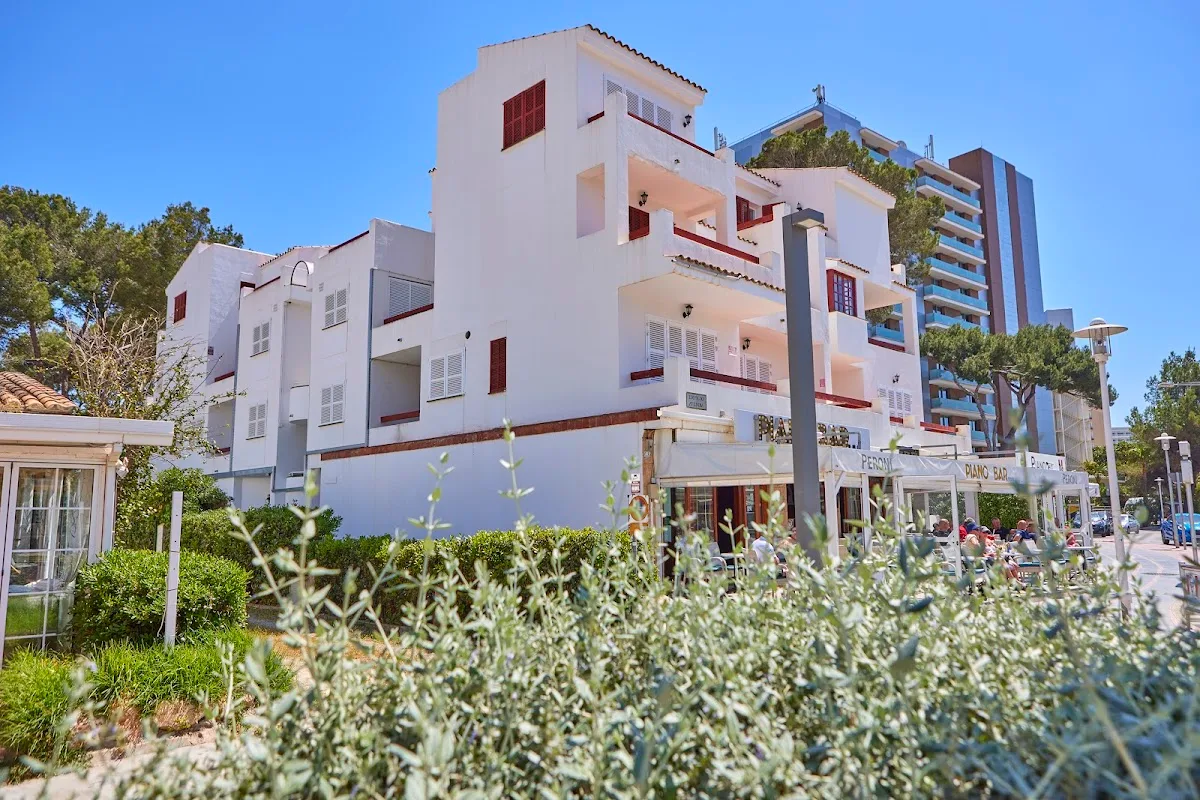 Nura Houses Magaluf