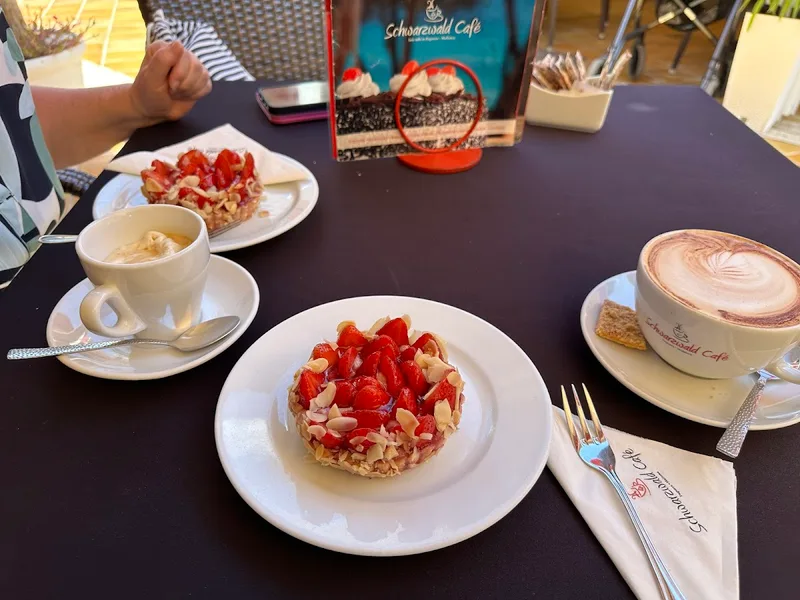 SCHWARZWALD CAFE foto 4