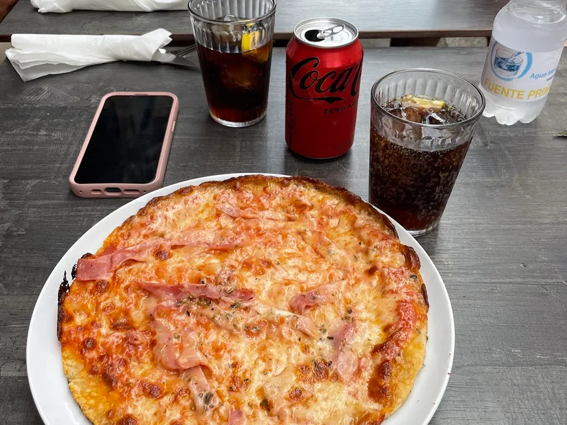 PIZZERIA MON foto 4