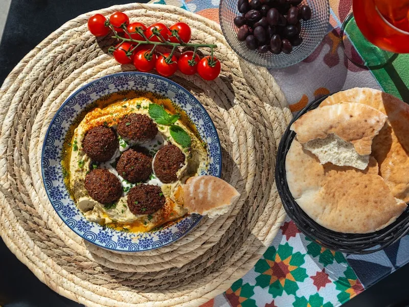 HUMMUS BAR foto 1
