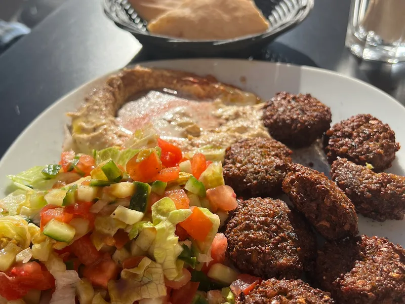 HUMMUS BAR foto 4