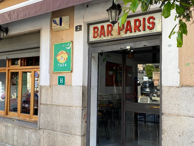 BAR PARIS foto 3