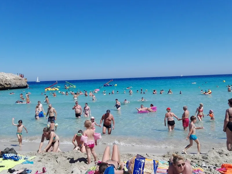 CALA DOMINGOS foto 2