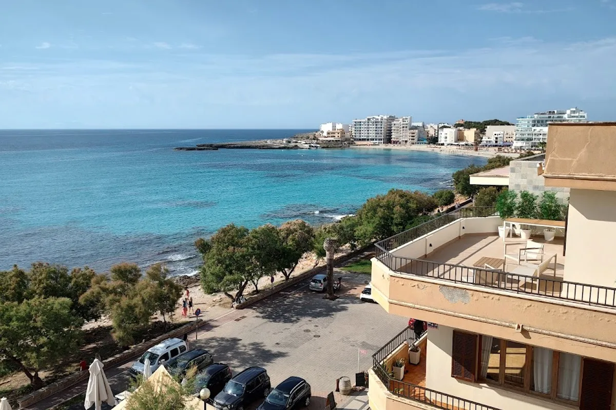 PLAYA DORADA