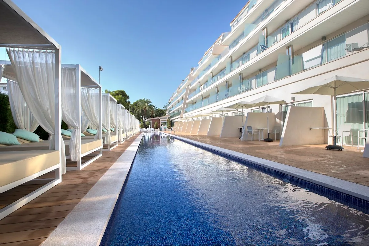 MAR HOTELS PLAYA DE MURO SUITES