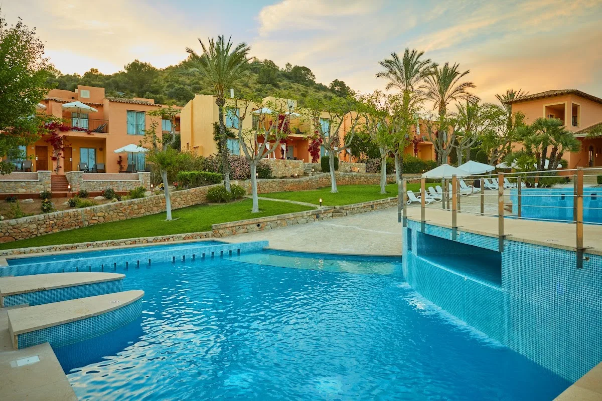 STIL PULA SUITES