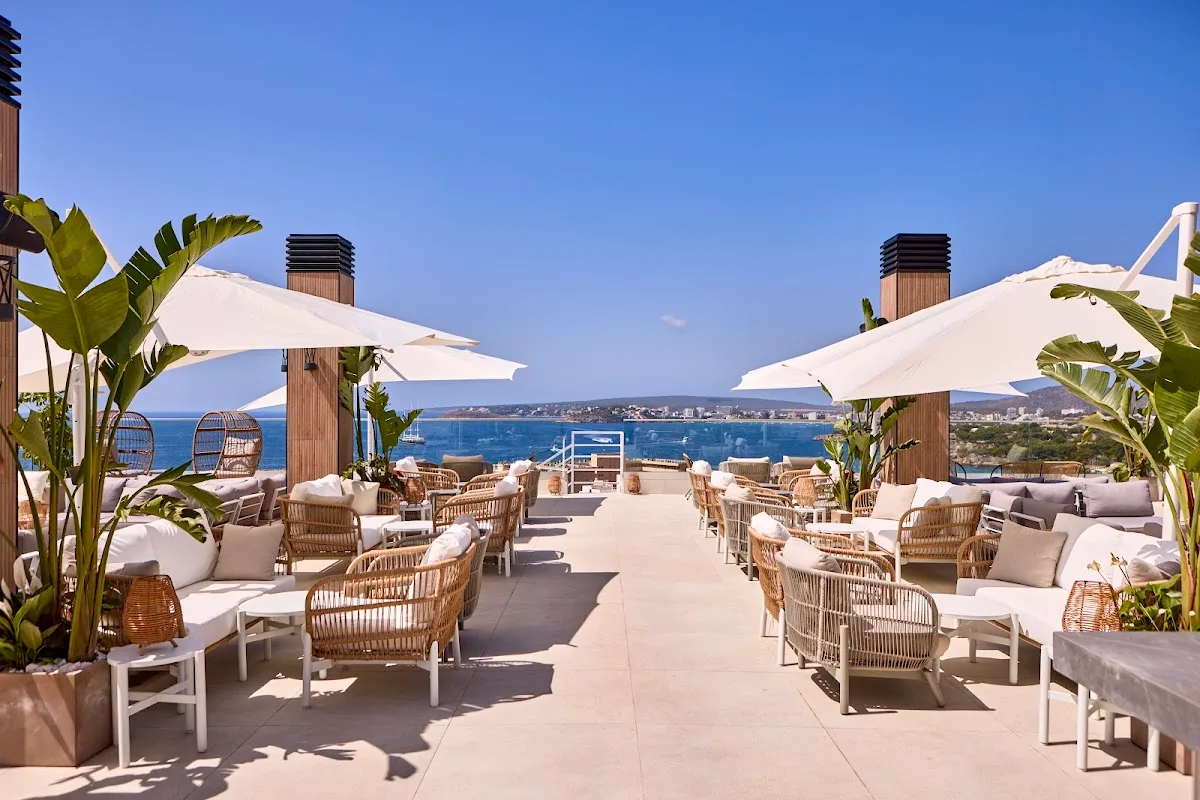 TOMIR PORTALS SUITES