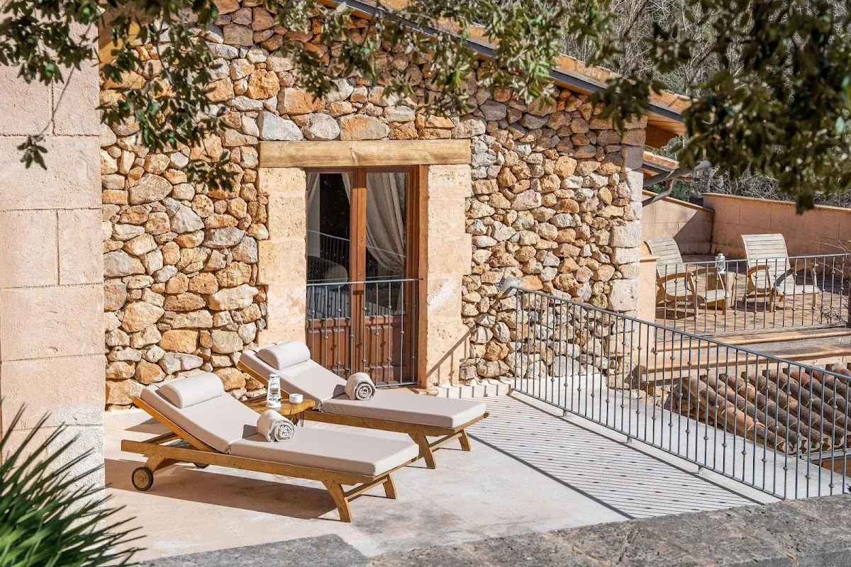 HOTEL LJS RATXÓ