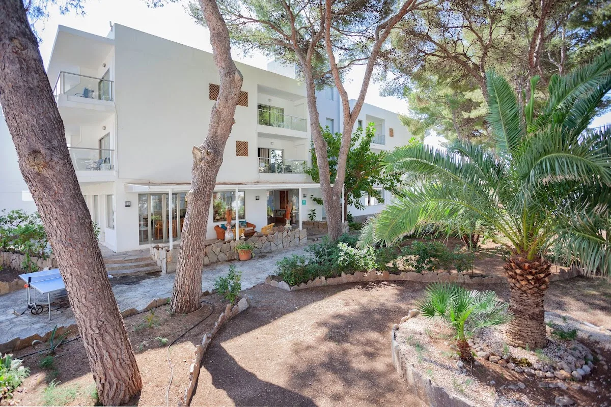 PETIT GARDEN HOTEL BY FLACALCO