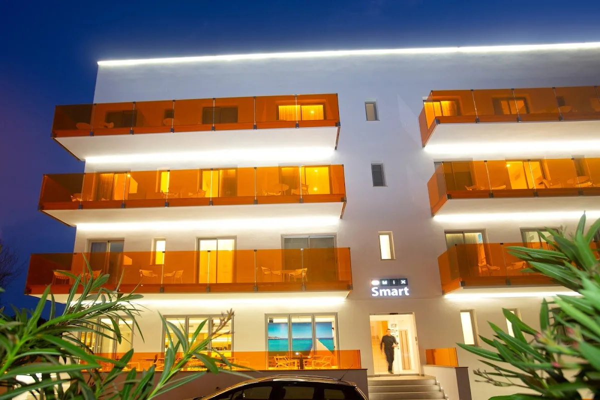 MIX HOTEL SMART
